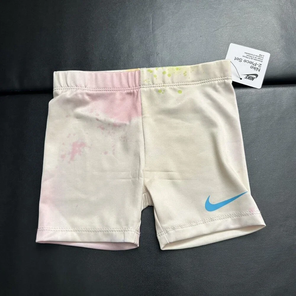 NWT Nike Athletic Set Girls Size 2T